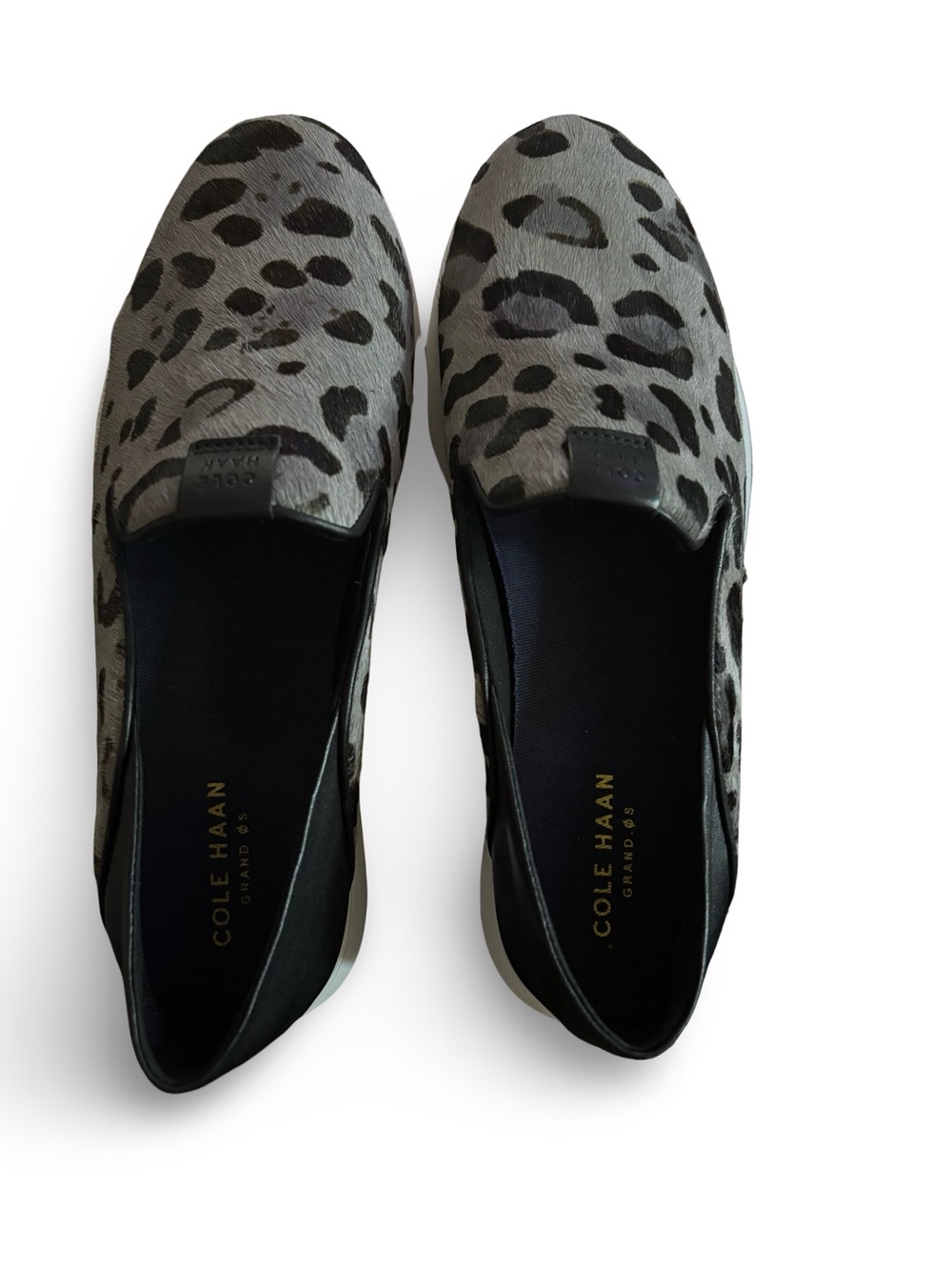 NEW IN BOX Womens 6.5 Leather Calf Hair Animal Print Slip-On Sneakers